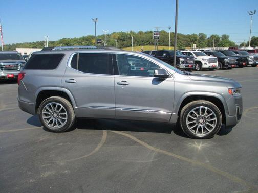 2020 GMC Acadia Denali
