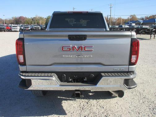 2026 GMC Sierra 3500 SLE
