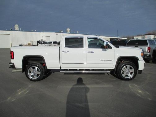 2015 GMC Sierra 2500 Denali