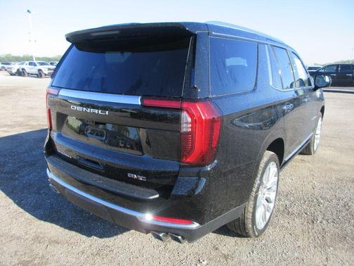 Onyx Black 2026 GMC Yukon Denali