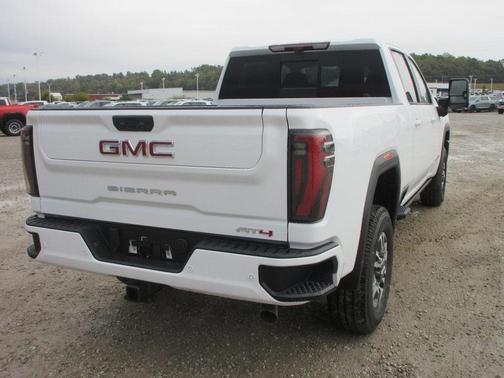 2026 GMC Sierra 2500 AT4