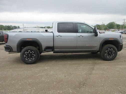 Sterling 2026 GMC Sierra 2500 AT4X