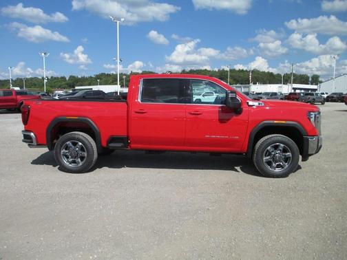2026 GMC Sierra 2500 SLE