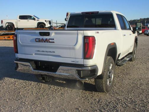 2026 GMC Sierra 2500 SLT