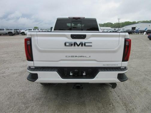 2025 GMC Sierra 2500 Denali Ultimate