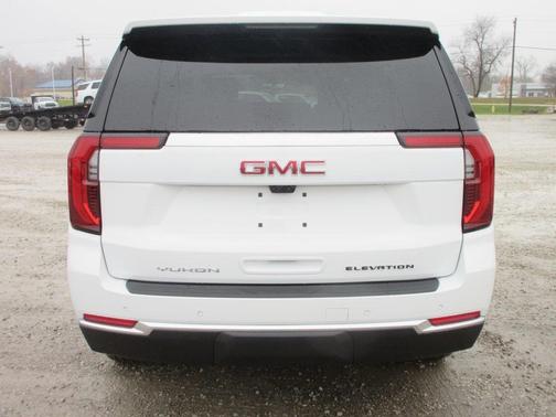 2026 GMC Yukon Elevation