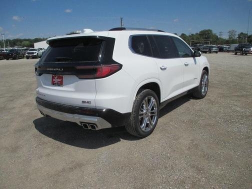 2025 GMC Acadia Denali
