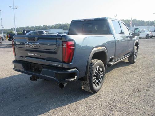 2025 GMC Sierra 2500 Denali Ultimate