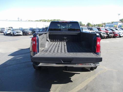 2022 Chevrolet Silverado 3500 LT