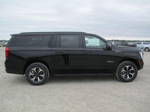 Onyx Black 2026 GMC Yukon XL AT4