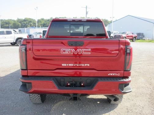2025 GMC Sierra 2500 AT4