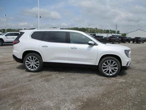 2025 GMC Acadia Denali