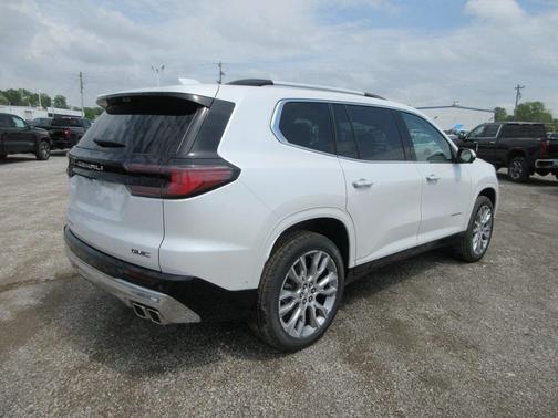 2025 GMC Acadia Denali