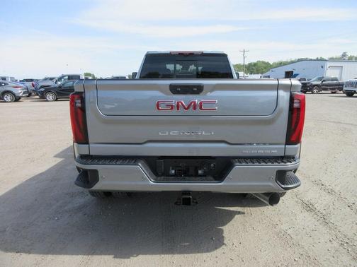 2025 GMC Sierra 3500 Denali