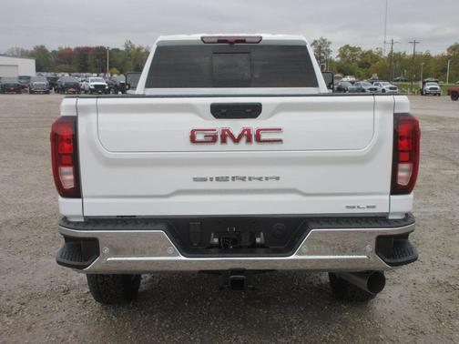 2026 GMC Sierra 3500 SLE