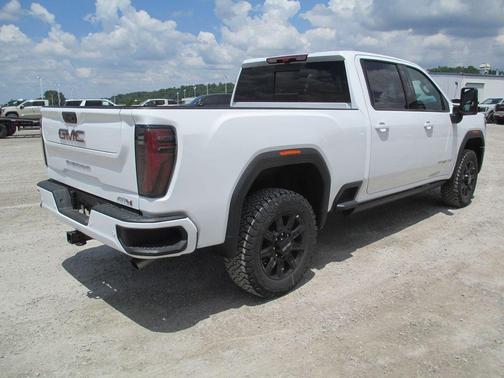 Summit White 2026 GMC Sierra 2500 AT4