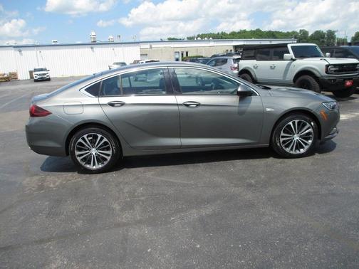 2019 Buick Regal Sportback Preferred II