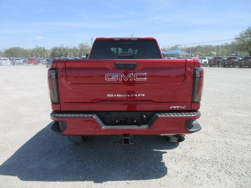 2025 GMC Sierra 2500 AT4
