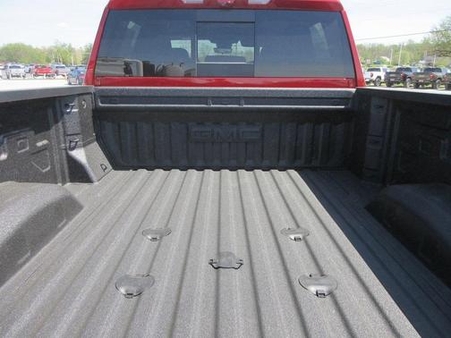 2025 GMC Sierra 2500 AT4