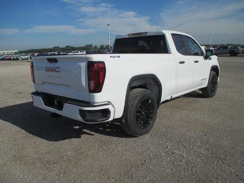 2025 GMC Sierra 1500 Pro