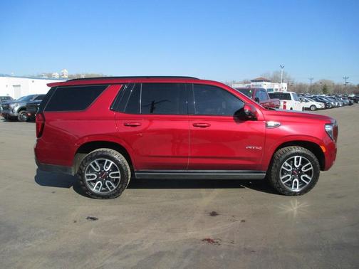 2023 GMC Yukon AT4
