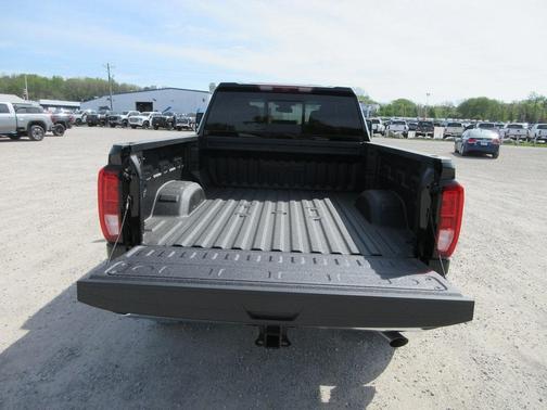 2025 GMC Sierra 2500 SLE