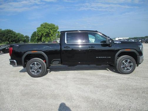 2025 GMC Sierra 2500 SLE