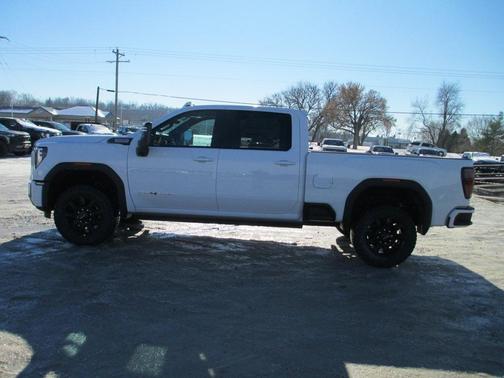 2026 GMC Sierra 2500 AT4