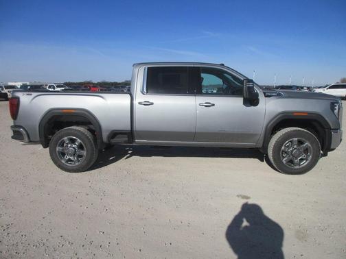 2026 GMC Sierra 2500 SLE