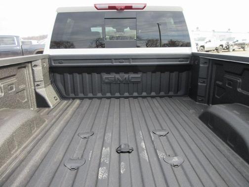 2025 GMC Sierra 2500 AT4