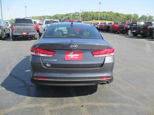 2017 Kia Optima LX