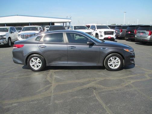 2017 Kia Optima LX