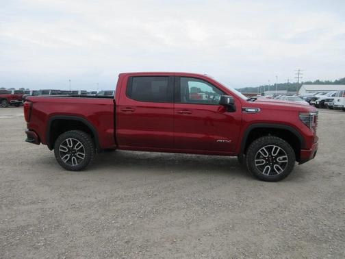 2025 GMC Sierra 1500 AT4