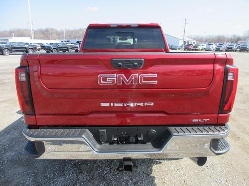 2026 GMC Sierra 3500 SLT