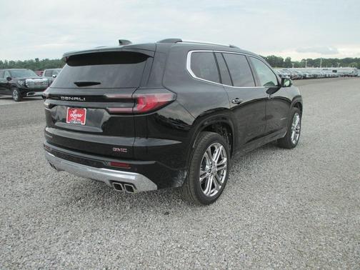 2025 GMC Acadia Denali