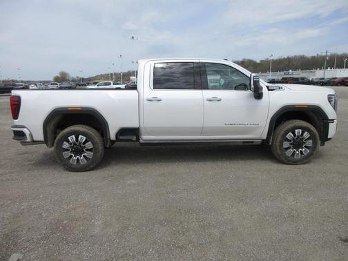 2025 GMC Sierra 2500 Denali