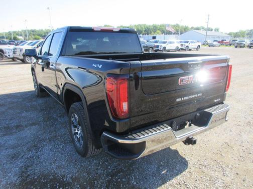 Onyx Black 2026 GMC Sierra 1500 SLT
