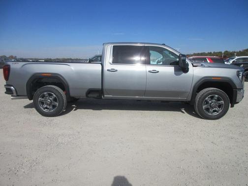 2026 GMC Sierra 3500 SLE