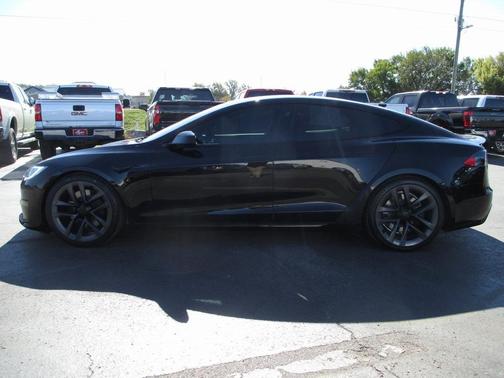 2021 Tesla Model S Plaid