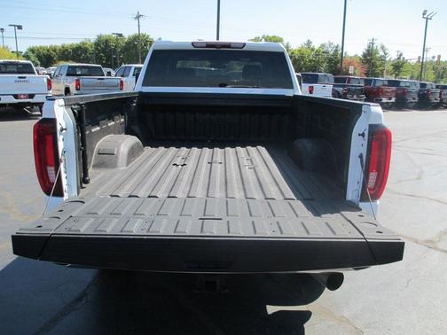 2022 GMC Sierra 2500 SLT