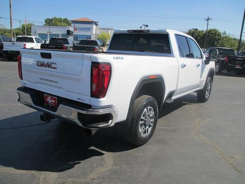 2022 GMC Sierra 2500 SLT