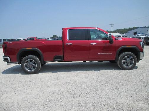 2025 GMC Sierra 3500 SLT