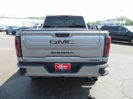2025 GMC Sierra 2500 AT4