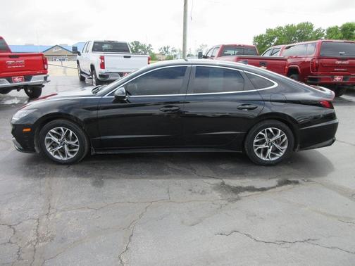 2021 Hyundai SONATA SEL