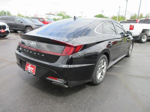 2021 Hyundai SONATA SEL