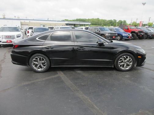 2021 Hyundai SONATA SEL