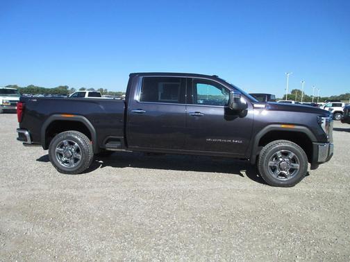 2026 GMC Sierra 2500 SLT