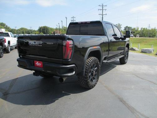 2024 GMC Sierra 2500 AT4