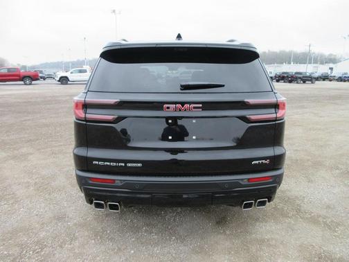 2025 GMC Acadia AT4