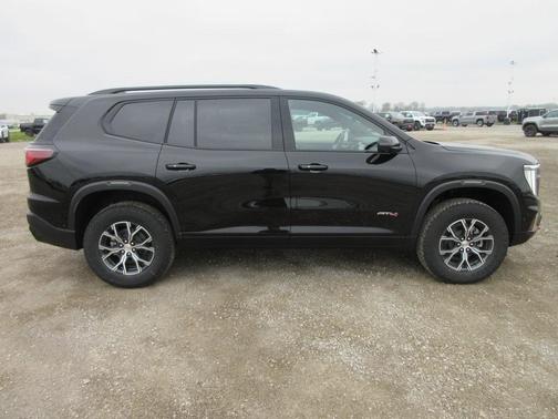 2025 GMC Acadia AT4